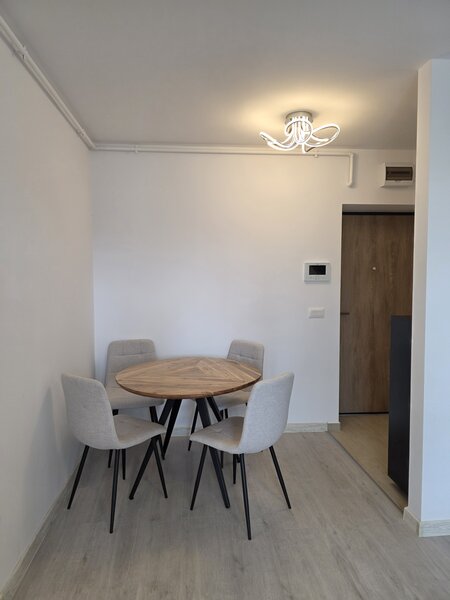 Hils Brauner, prima inchiriere, 2 camere, parcare inclusa, 7 min. Metrou.